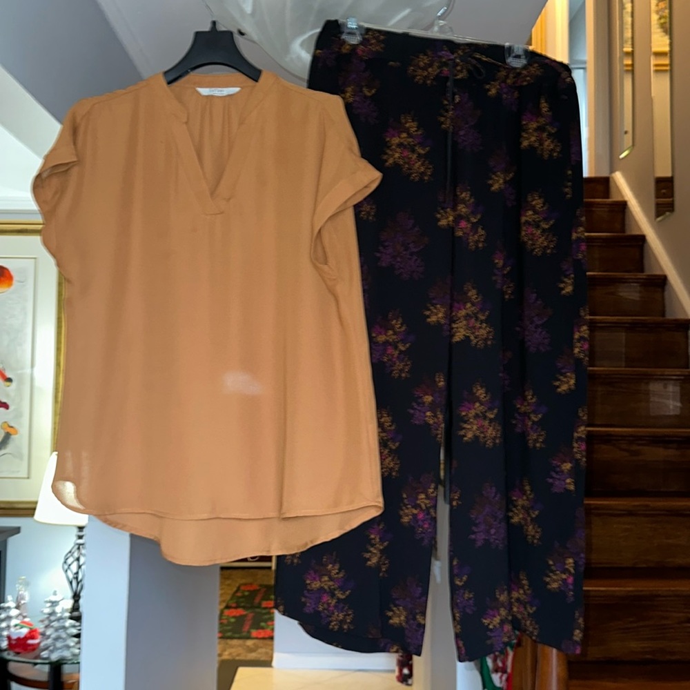 🎤 Casual Combination Outfit - H&M Floral Palazzo Pants Sz12 & Mustard Top Sz L